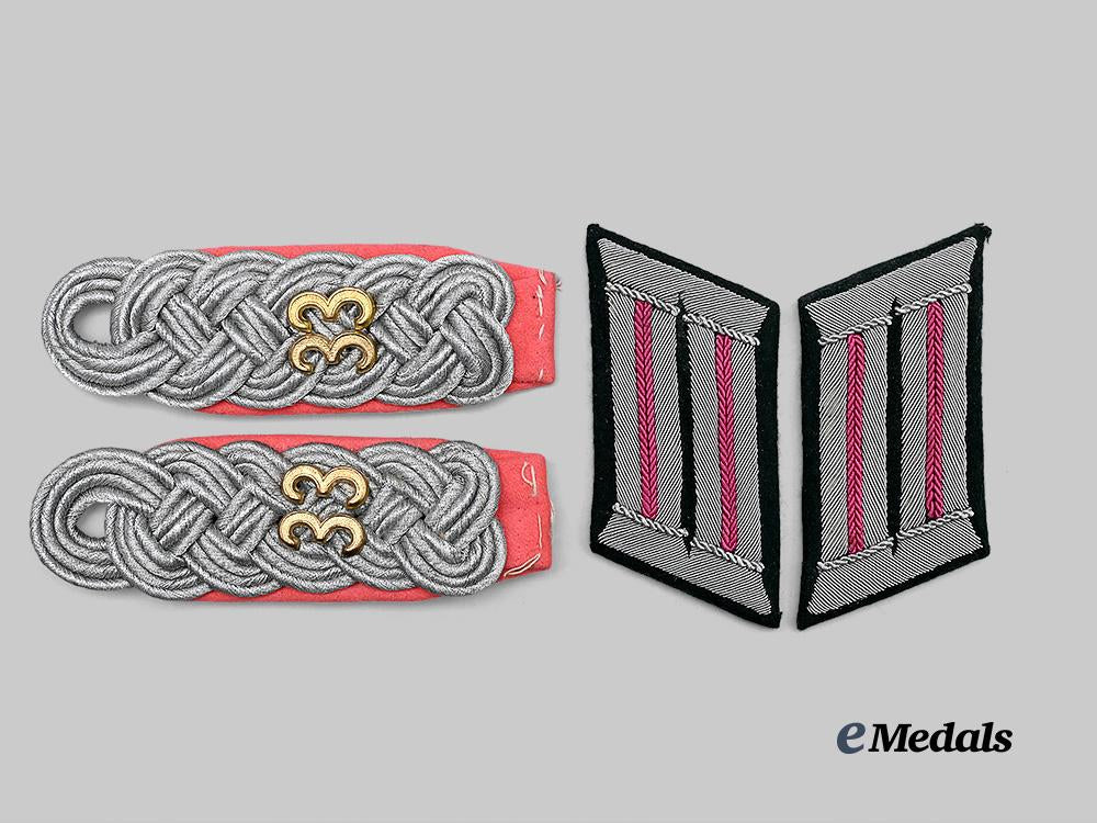 germany,_heer._a_set_of_panzer_major_rank_insignia_e_medals__m0676-307_2