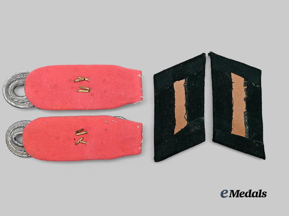 germany,_heer._a_set_of_panzer_major_rank_insignia_e_medals__m0676-307_3