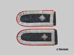 Germany, Luftwaffe. A Set of Flak/Artillery Feldwebel Shoulder Straps
