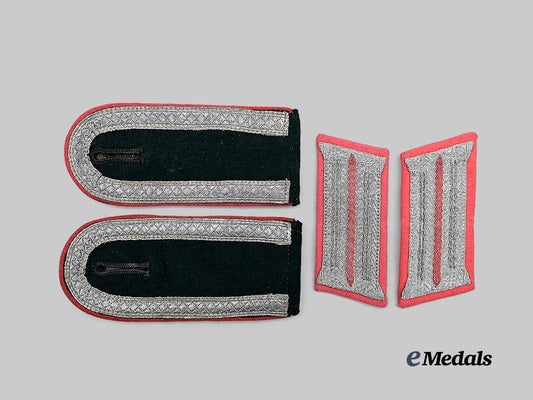 germany,_heer._a_set_of_panzer_troops_unteroffizier_rank_insignia_e_medals__m0676-326_2