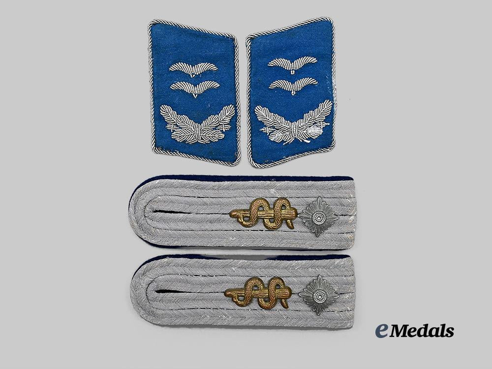 germany,_wehrmacht._a_mixed_lot_of_officer-_grade_rank_insignia_e_medals__m0676-333_2