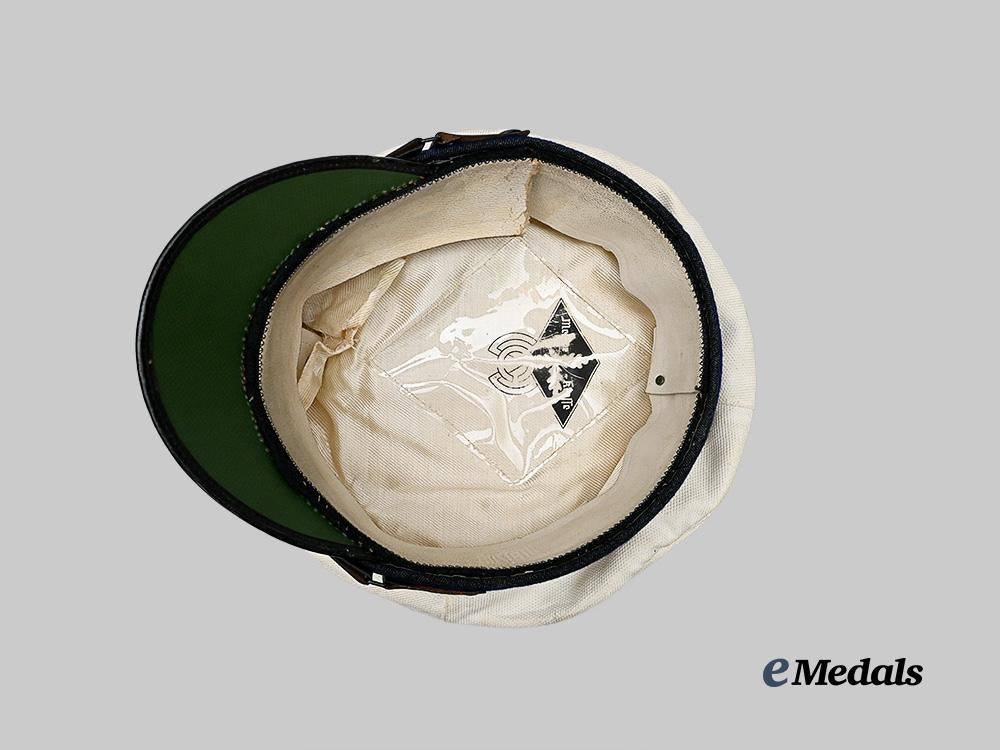germany,_luftwaffe._a_medical_e_m/_n_c_o’s_summer_visor_cap,_by_clemens_wagner_e_medals__m0676-390_10