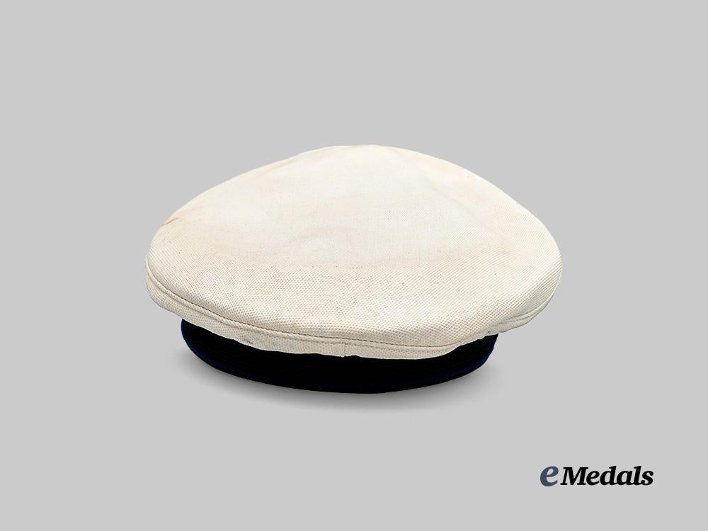 germany,_luftwaffe._a_medical_e_m/_n_c_o’s_summer_visor_cap,_by_clemens_wagner_e_medals__m0676-390_6