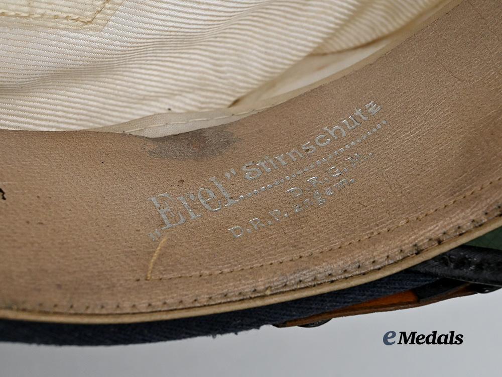germany,_luftwaffe._an_air_communications_personnel_summer_visor_cap,_by_e_r_e_l_e_medals__m0676-392_11