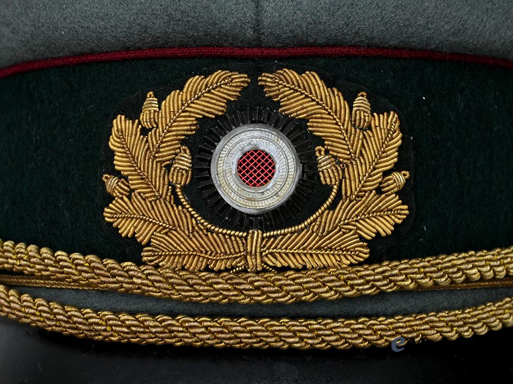 germany,_wehrmacht._a_rare_reich_military_court_visor_cap,_general_equivalent,_by_e_r_e_l_e_medals__m0676-393_11