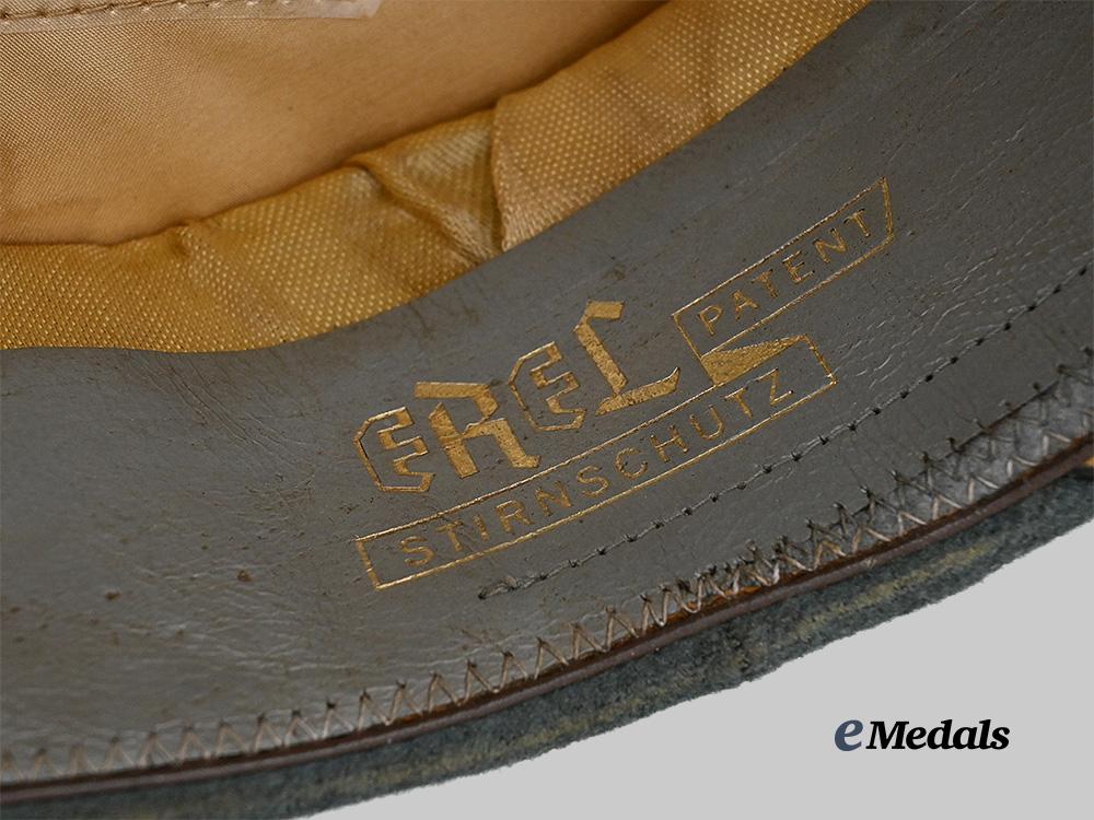 germany,_wehrmacht._a_rare_reich_military_court_visor_cap,_general_equivalent,_by_e_r_e_l_e_medals__m0676-393_12
