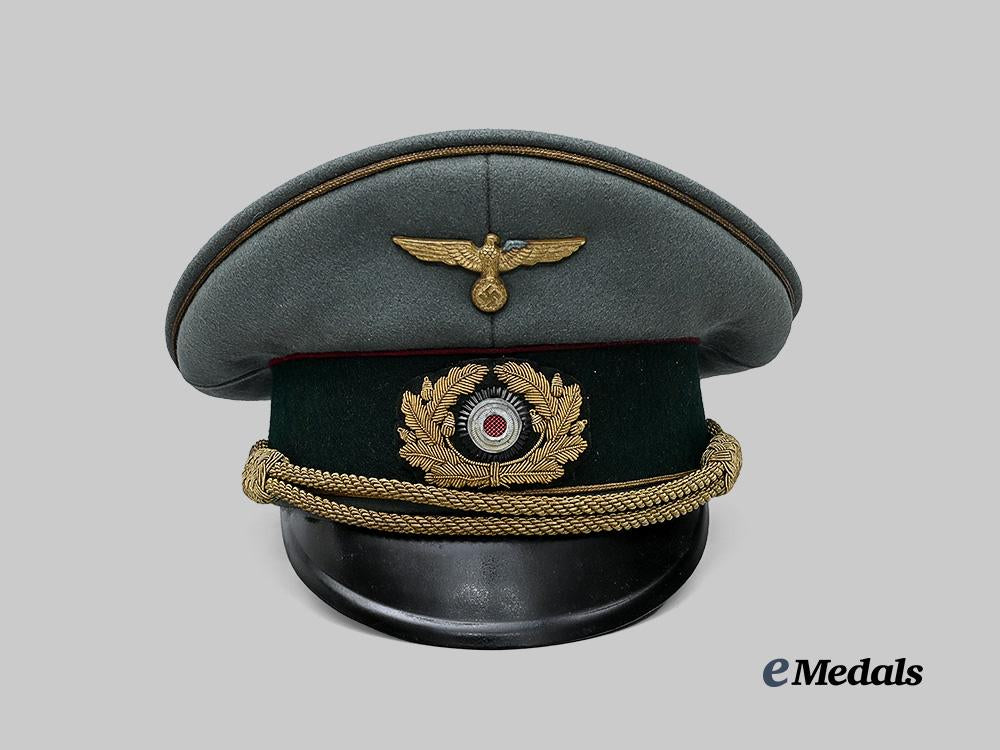 germany,_wehrmacht._a_rare_reich_military_court_visor_cap,_general_equivalent,_by_e_r_e_l_e_medals__m0676-393_2