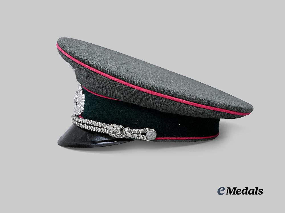 germany,_heer._a_general_staff_officer’s_visor_cap_e_medals__m0676-402_5