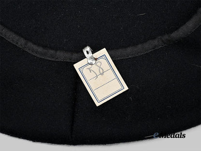 germany,_kriegsmarine._a_pair_of_visor_cap_covers_e_medals__m0676-450_7