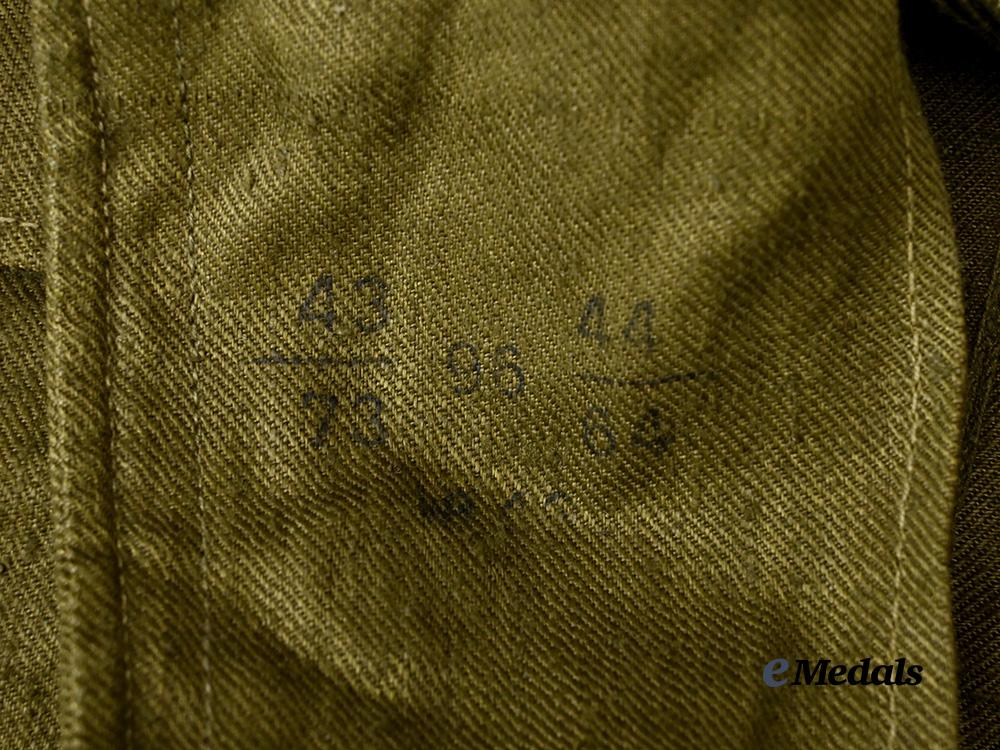 germany,_heer._an_m43_tropical_field_blouse_for_a_flak/_artillery_unteroffizier_e_medals__m0676-453_13