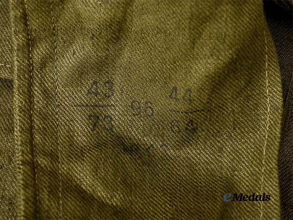 germany,_heer._an_m43_tropical_field_blouse_for_a_flak/_artillery_unteroffizier_e_medals__m0676-453_16