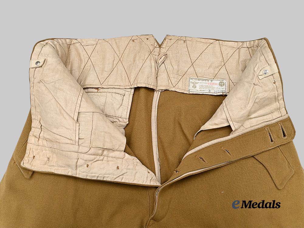 germany,_n_s_d_a_p._a_pair_of_breeches_for_political_leaders_e_medals__m0676-56_5