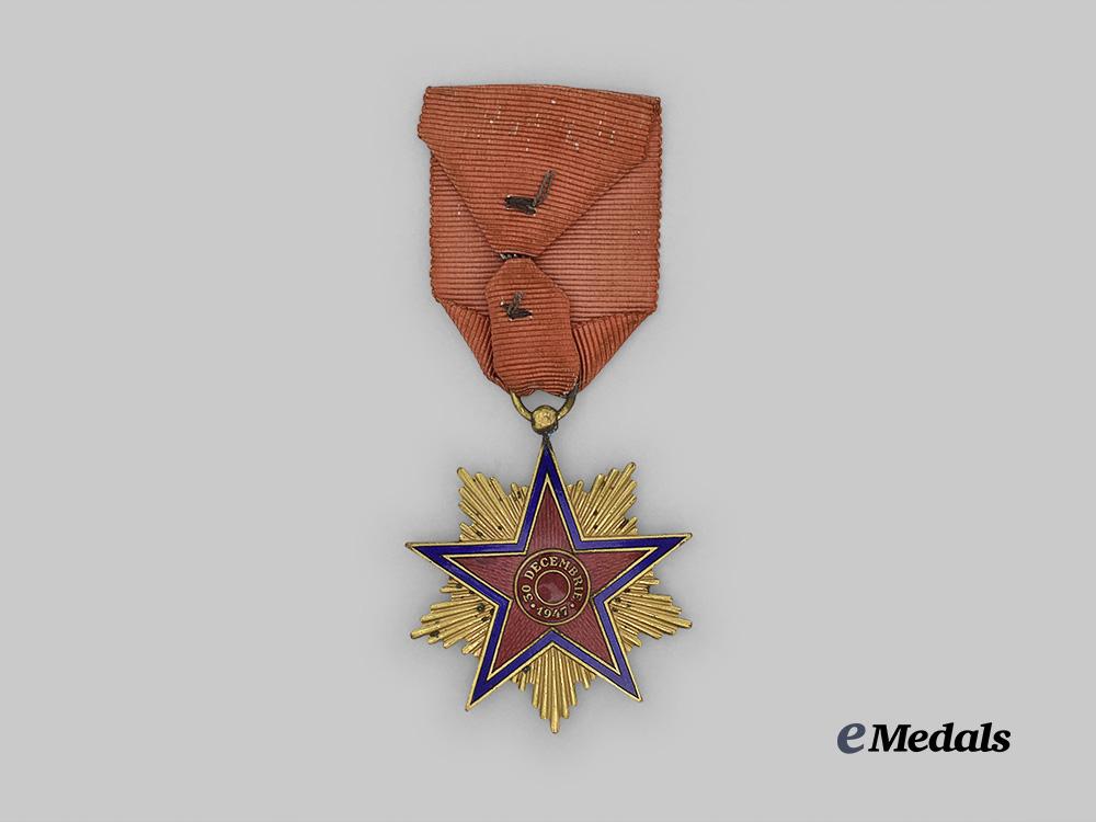 romania,_republic._an_order_of_the_star_of_the_people’s_republic,_i_i_i_class_in_case_e_medals__m0684-27_8