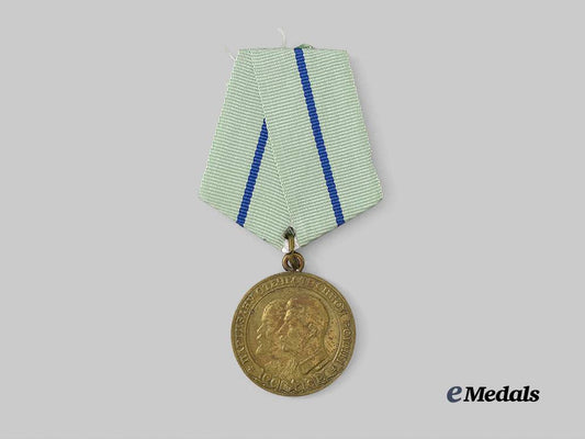 russia,_soviet_union._a_partisan_medal,_i_i_class_e_medals__m0684-37_2