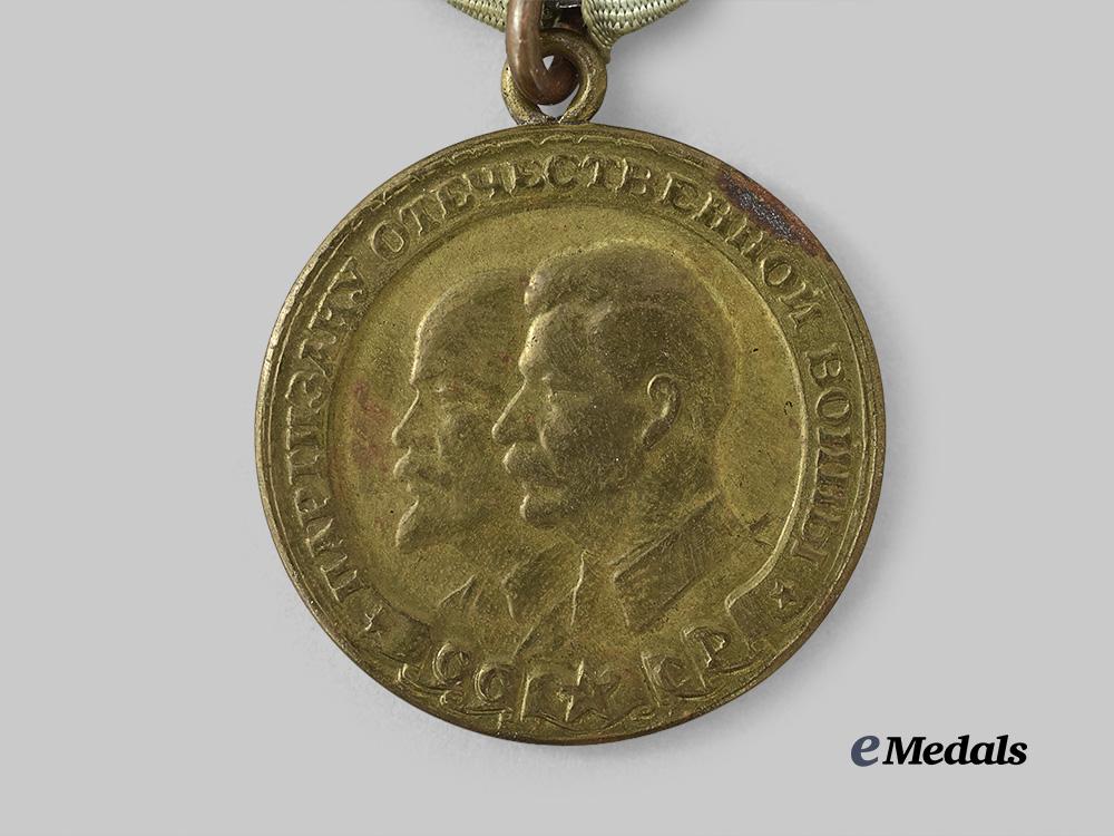 russia,_soviet_union._a_partisan_medal,_i_i_class_e_medals__m0684-38_3