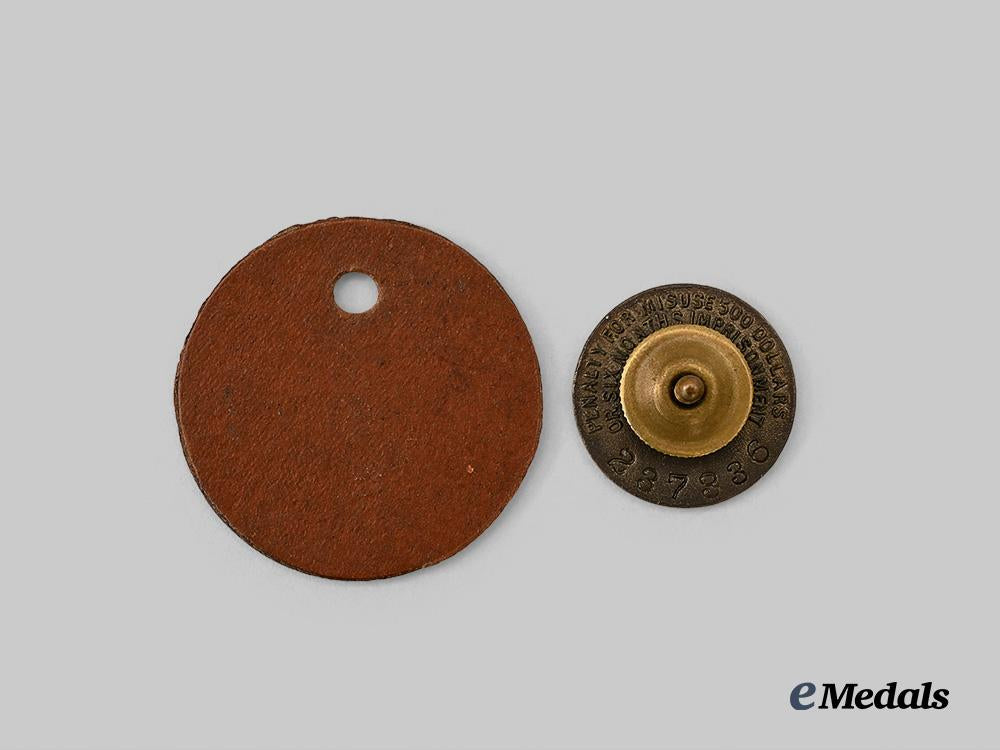 canada,_c_e_f._a_first_war_group_to_brothers_orville_and_denton_palmer,49th_infantry_e_medals__m0694-131_12