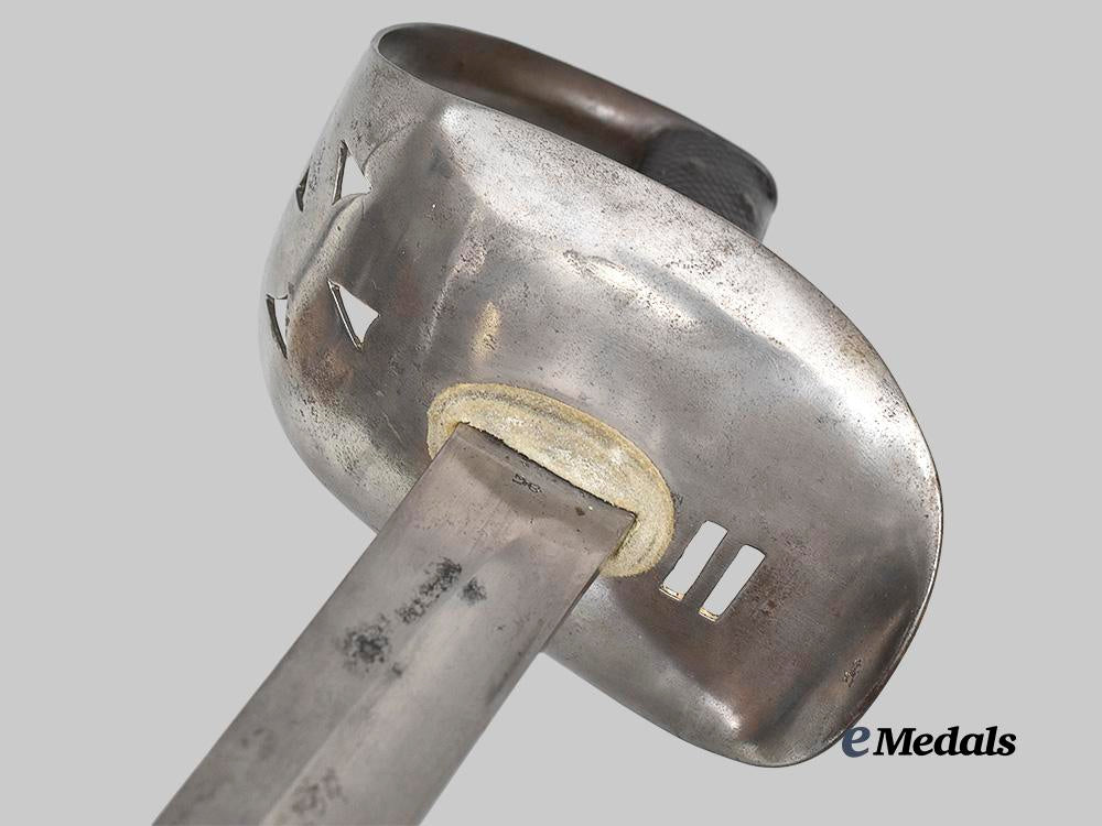 united_kingdom._a_british1864_pattern_cavalry_trooper’s_sword_by_robert_mole&_sons,_birmingham_e_medals__m0694-171_16