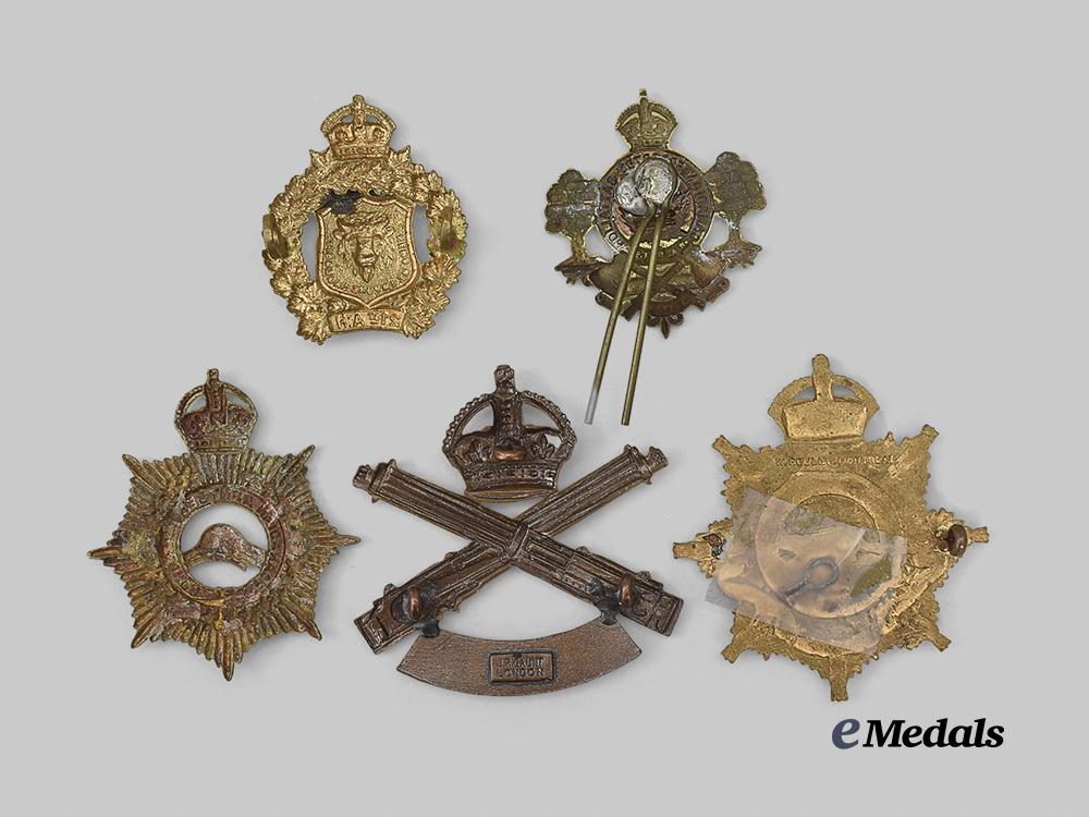 canada,_c_e_f._a_lot_of_first_war_cap_badges_e_medals__m0694-181_3