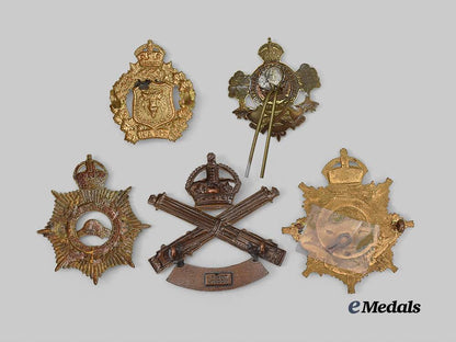 canada,_c_e_f._a_lot_of_first_war_cap_badges_e_medals__m0694-181_3