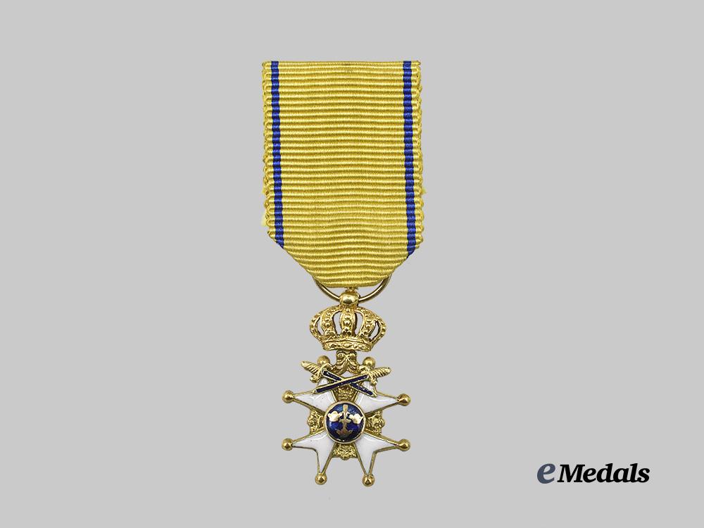 sweden,_kingdom._an_order_of_the_sword,_miniature_i_class_knight_in_gold_e_medals__m0704-87_2