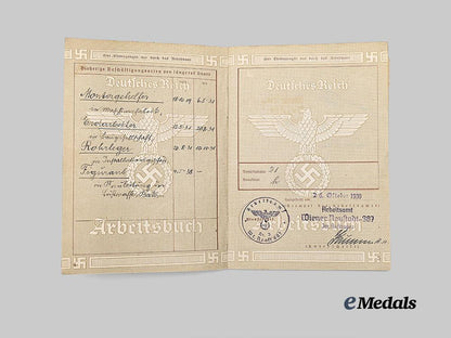 germany,_third_reich._a_mixed_lot_of_arbeitsbücher_to_vienna_region_wartime_workers_e_medals__m0704-95_13