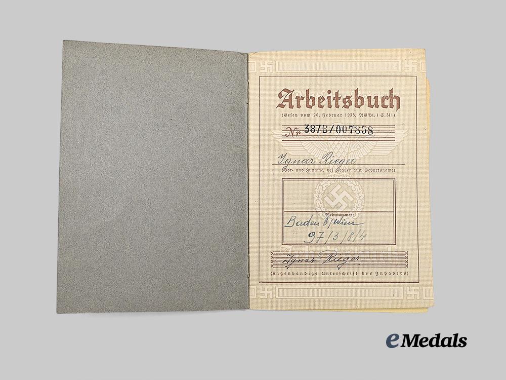germany,_third_reich._a_mixed_lot_of_arbeitsbücher_to_vienna_region_wartime_workers_e_medals__m0704-95_27