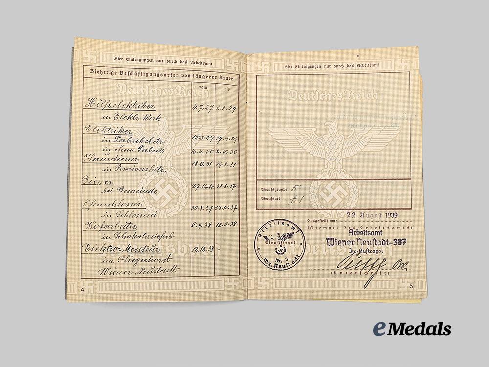 germany,_third_reich._a_mixed_lot_of_arbeitsbücher_to_vienna_region_wartime_workers_e_medals__m0704-95_28