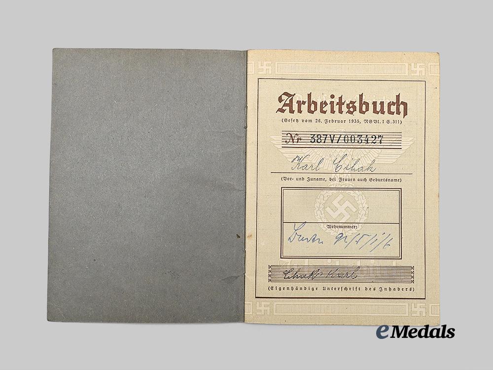 germany,_third_reich._a_mixed_lot_of_arbeitsbücher_to_vienna_region_wartime_workers_e_medals__m0704-95_8