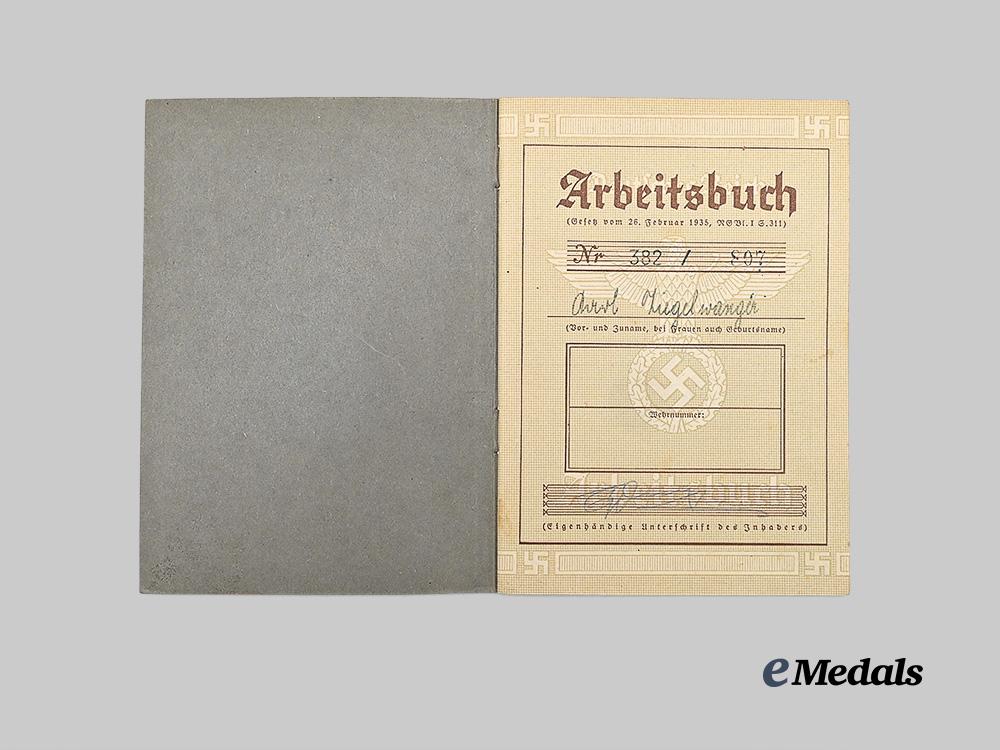 germany,_third_reich._a_mixed_lot_of_arbeitsbücher_to_vienna_region_wartime_workers_e_medals__m0704-96_29