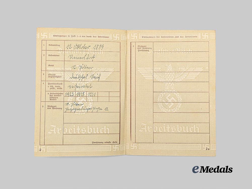 germany,_third_reich._a_mixed_lot_of_arbeitsbücher_to_vienna_region_wartime_workers_e_medals__m0704-96_30