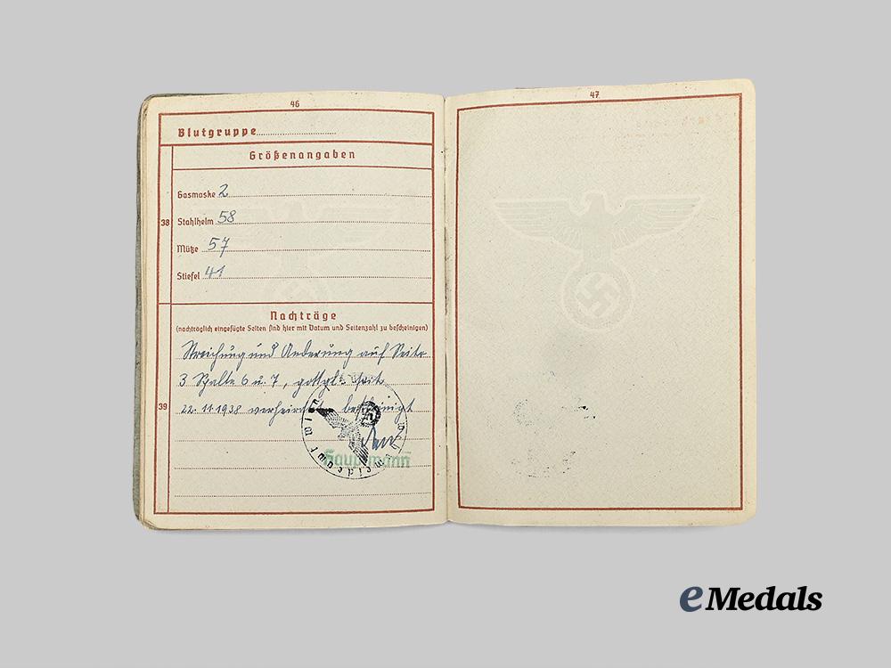 germany,_luftwaffe._a_wehrpaß_to_feldwebel_karl_vachnik,_first_and_second_world_service_e_medals__m0704-97_9