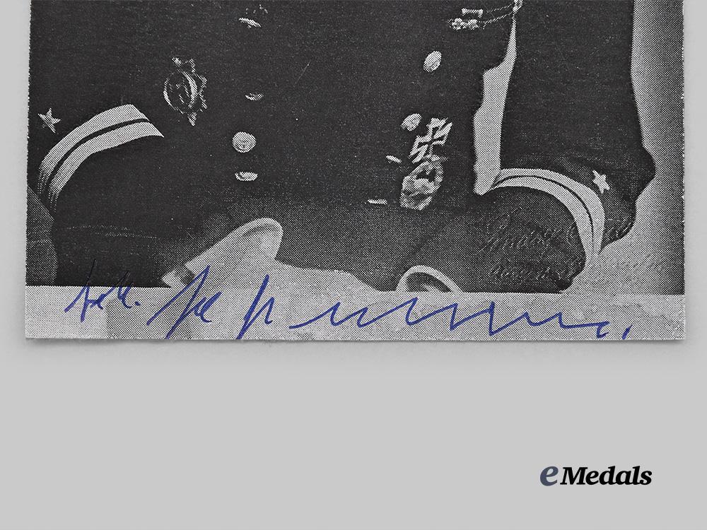 germany,_wehrmacht._a_mixed_lot_of_postwar_knight’s_cross_recipient_photos,_with_signatures_e_medals__m0706-11_5