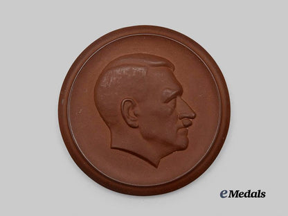 germany,_third_reich._an_a_h_patriotic_medallion,_by_meissen_porcelain_e_medals__m0706-16_2