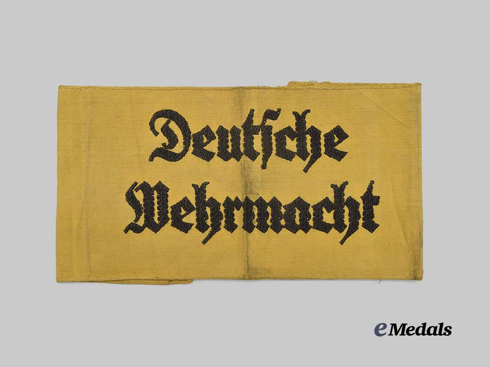 germany,_wehrmacht._an_auxiliary’s_armband_e_medals__m0706-20_2