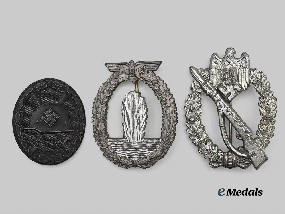 germany,_wehrmacht._a_mixed_lot_of_badges_for_combatants_e_medals__m0706-21_2