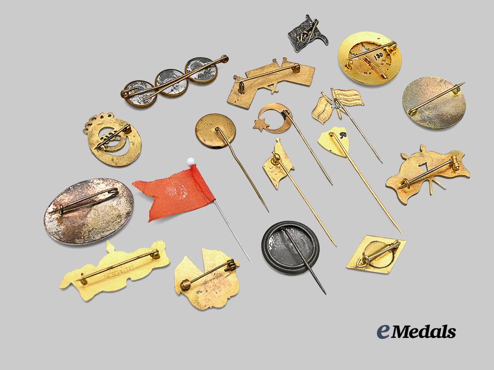 germany,_imperial._a_mixed_lot_of_first_world_war_patriotic_badges_and_pins_e_medals__m0708-5_5