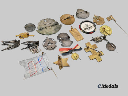 france._a_lot_of21_first_war_patriotic_pins_e_medals__m0708-9_5
