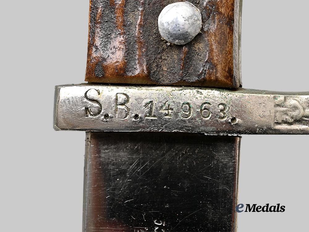 germany,_ordnungspolizei._a_schutzpolizei_berlin_dress_bayonet,_long_version,_by_weyersberg,_kirschbaum&_cie_e_medals__m0711-12_10