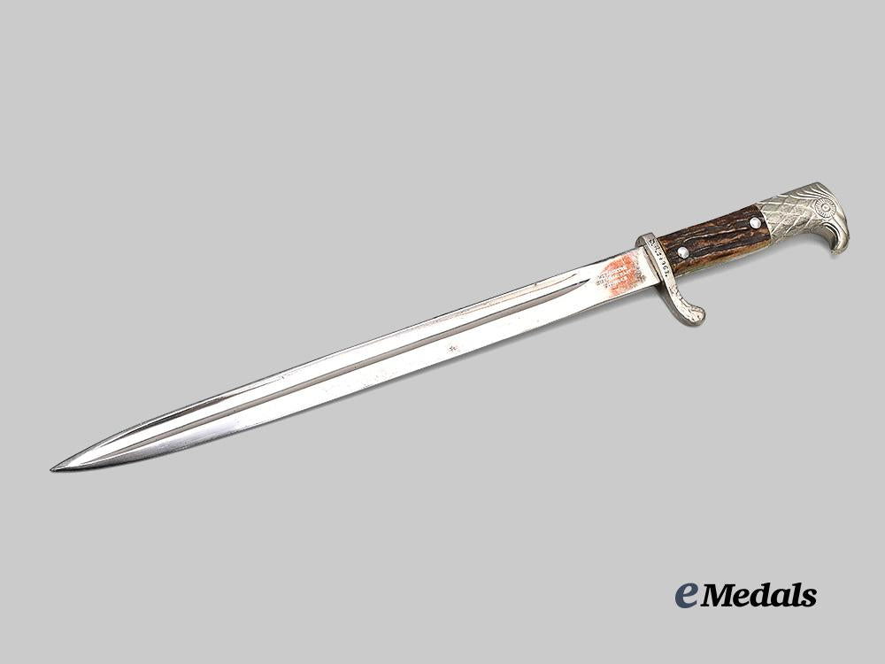 germany,_ordnungspolizei._a_schutzpolizei_berlin_dress_bayonet,_long_version,_by_weyersberg,_kirschbaum&_cie_e_medals__m0711-12_5
