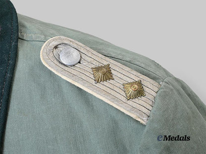 germany,_heer._an_infantry_hauptmann_summer_field_tunic_e_medals__m0711-23_11