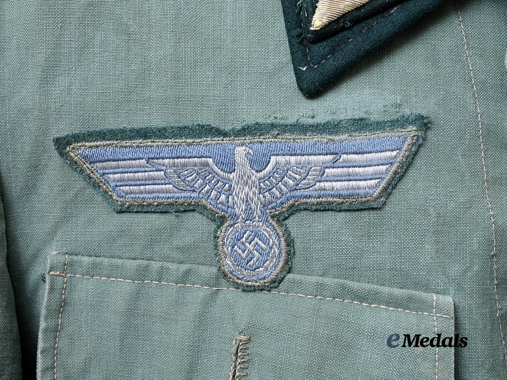 germany,_heer._an_infantry_hauptmann_summer_field_tunic_e_medals__m0711-23_8
