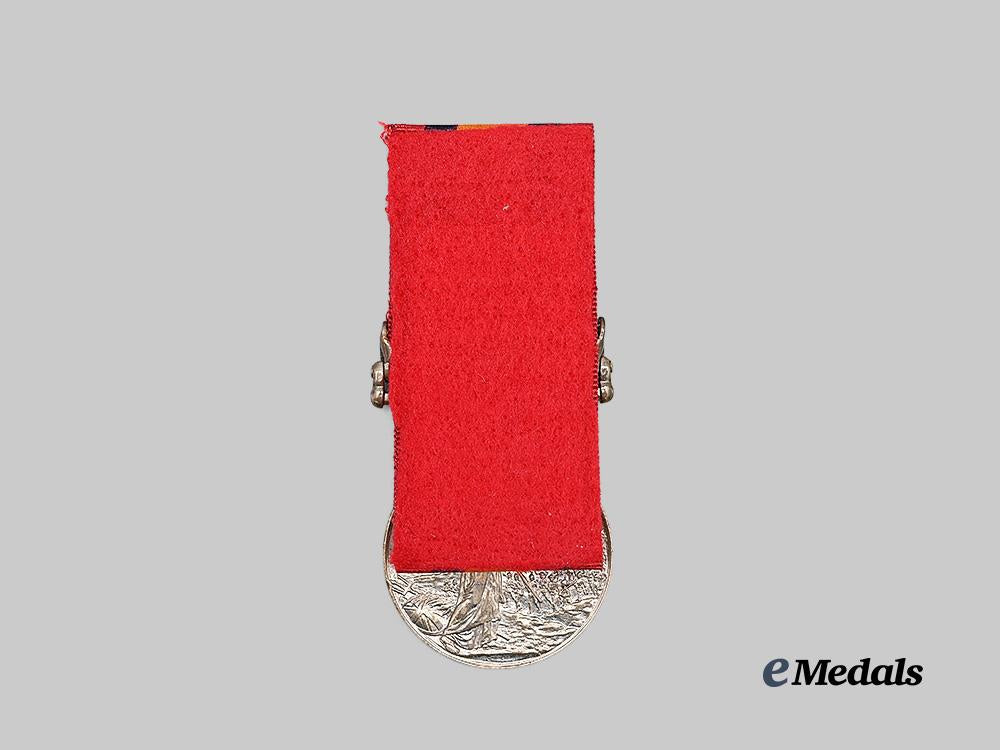 united_kingdom._a_queen’s_south_africa_medal_to_sapper_phillips,_r._e._e_medals__m0712-36_4