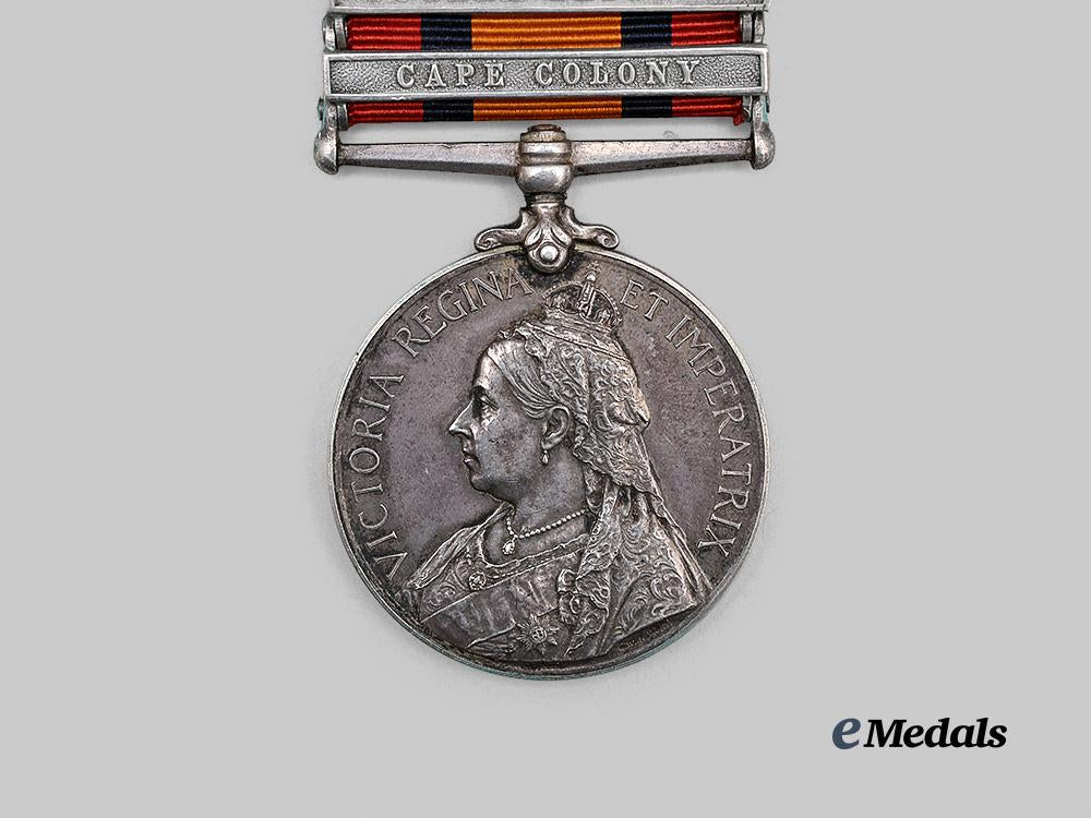 united_kingdom._a_queen’s_south_africa_medal_to_trooper_c._h._dowell,_bethune’s_mounted_infantry,_p_o_w_at_witkopjes,1901_e_medals__m0712-43_3
