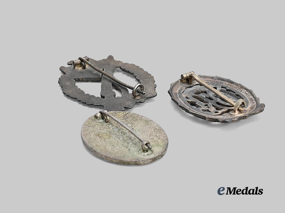 germany,_third_reich._a_mixed_lot_of_badges_for_combat_and_sports_merit_e_medals__m0713-1_4