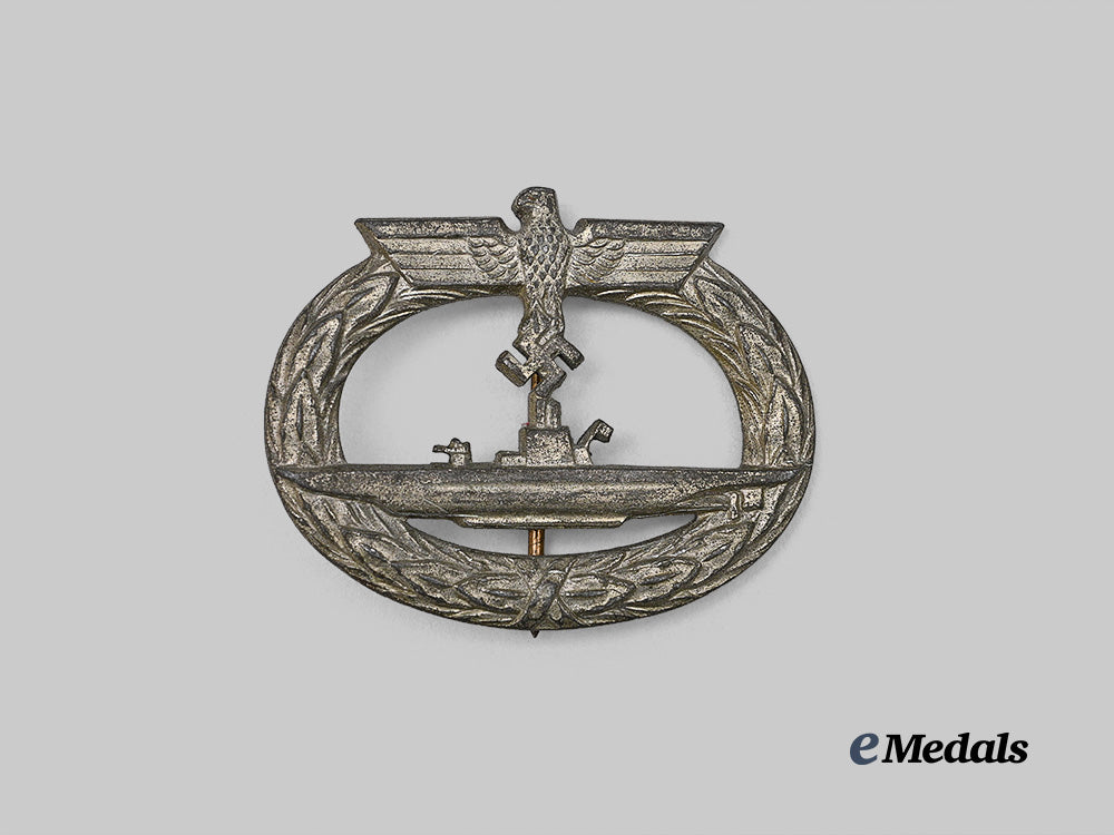 germany,_kriegsmarine._a_u-_boat_war_badge,_variation1,_by_gebrüder_wegerhoff_e_medals__m0714-15_2