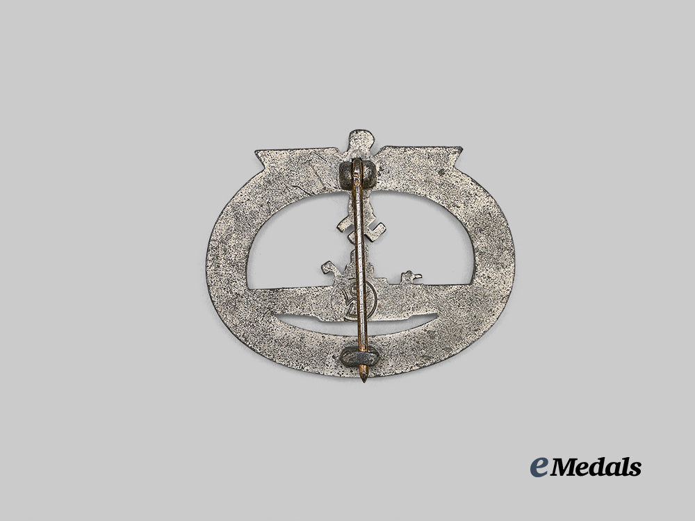 germany,_kriegsmarine._a_u-_boat_war_badge,_variation1,_by_gebrüder_wegerhoff_e_medals__m0714-15_4