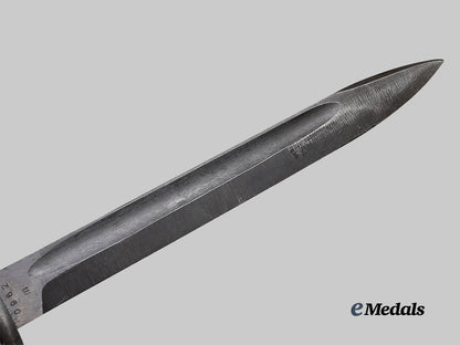 germany,_heer._a_k98_combat_bayonet,_by_carl_eickhorn_e_medals__m0714-17_10