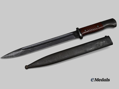germany,_heer._a_k98_combat_bayonet,_by_carl_eickhorn_e_medals__m0714-17_3