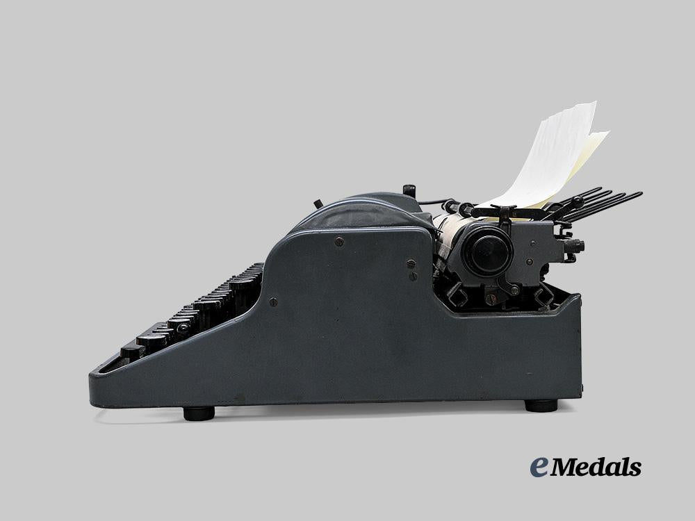 germany,_s_s._an_olympia_robust_typewriter_with_runic_key,_c.1944_e_medals__m0714-5_6