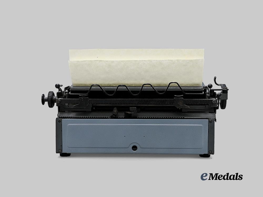 germany,_s_s._an_olympia_robust_typewriter_with_runic_key,_c.1944_e_medals__m0714-5_8